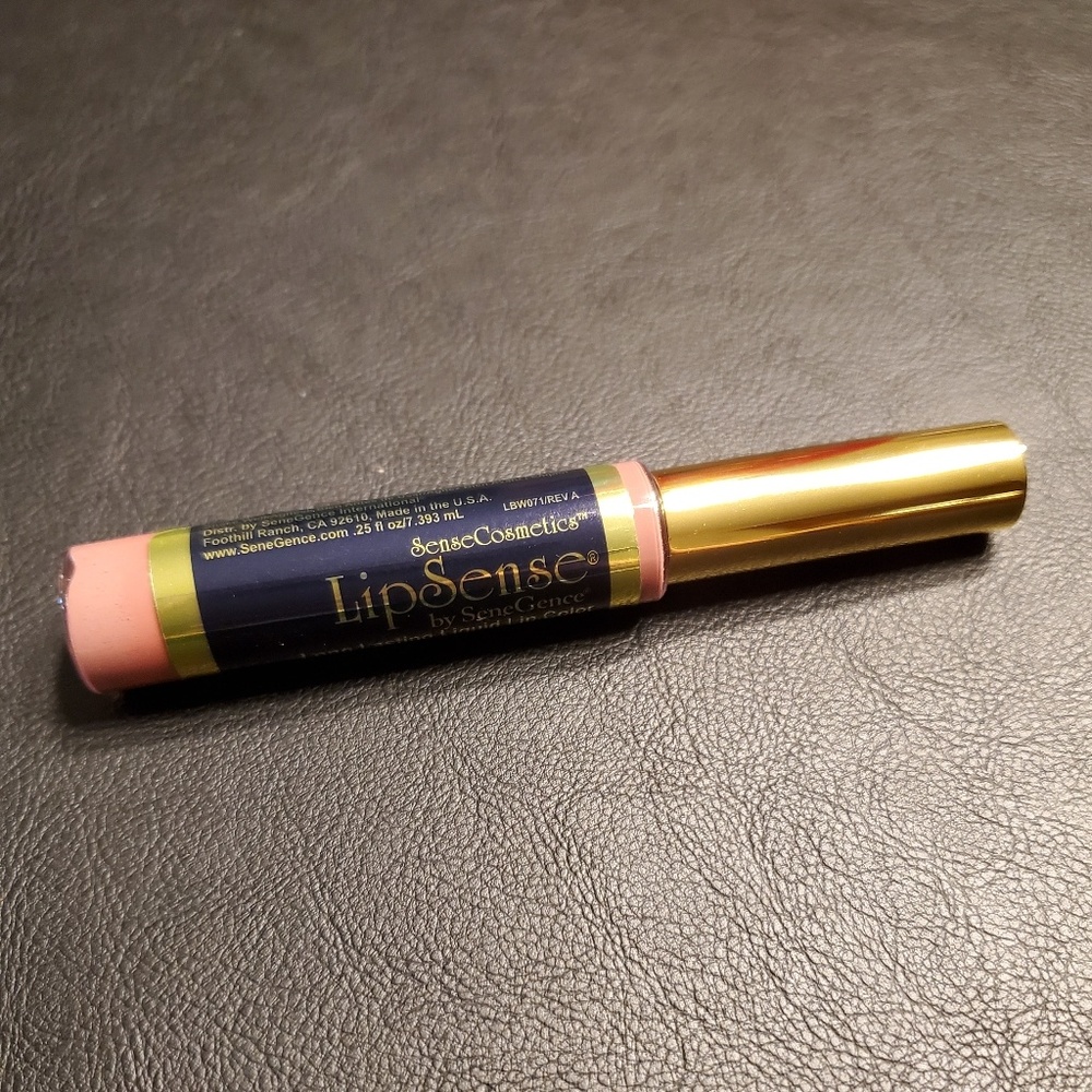 Lip gloss